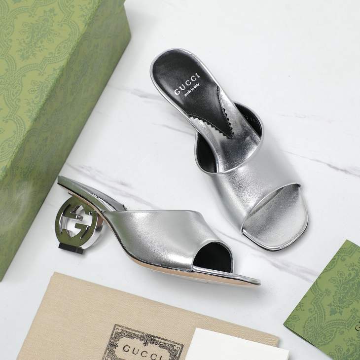 Picture of Gucci Slippers _SKUGuccisz35-426cmh06012238